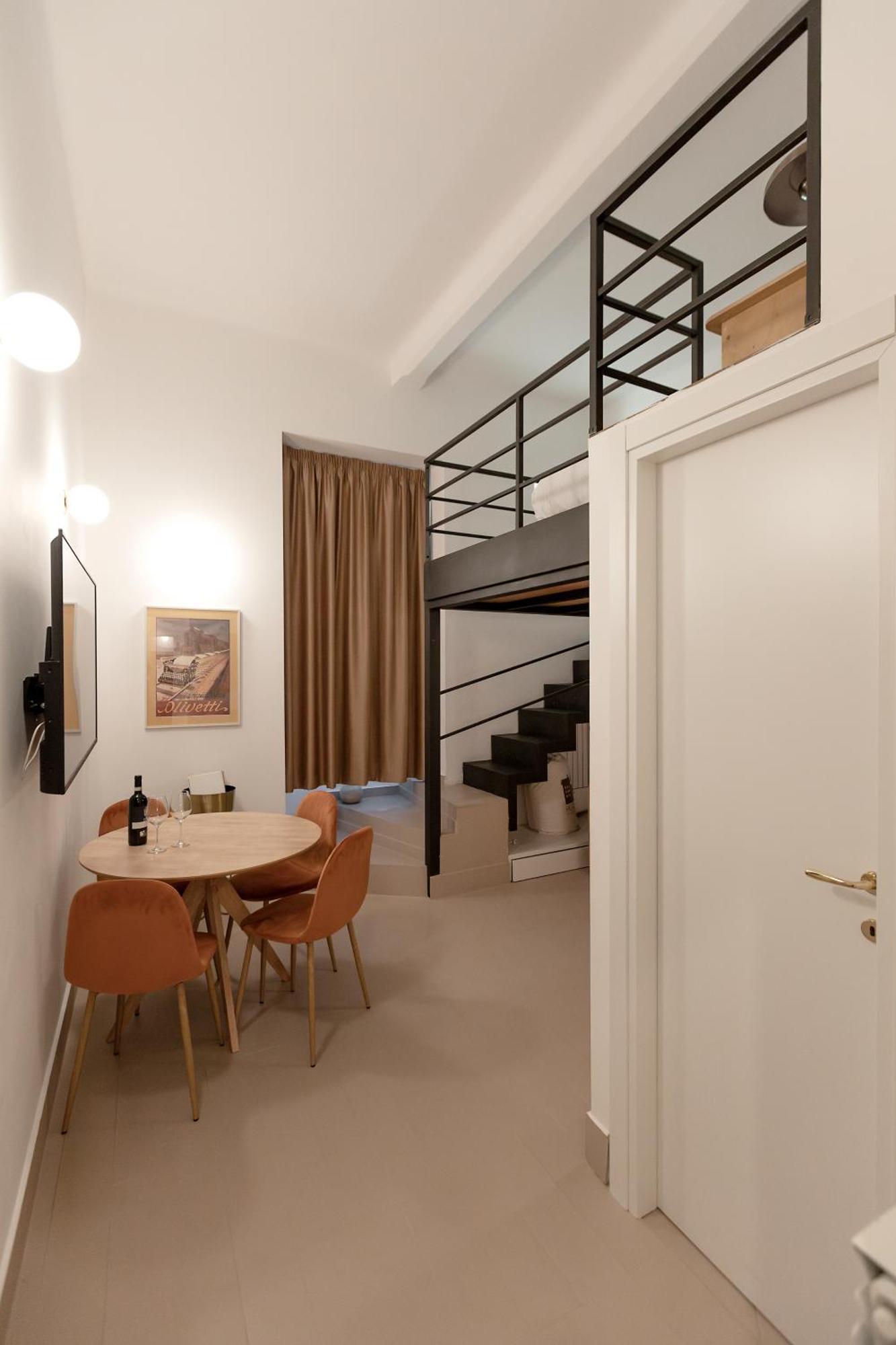 Restart Accommodations Colle Oppio E Paganini Rome Exterior photo